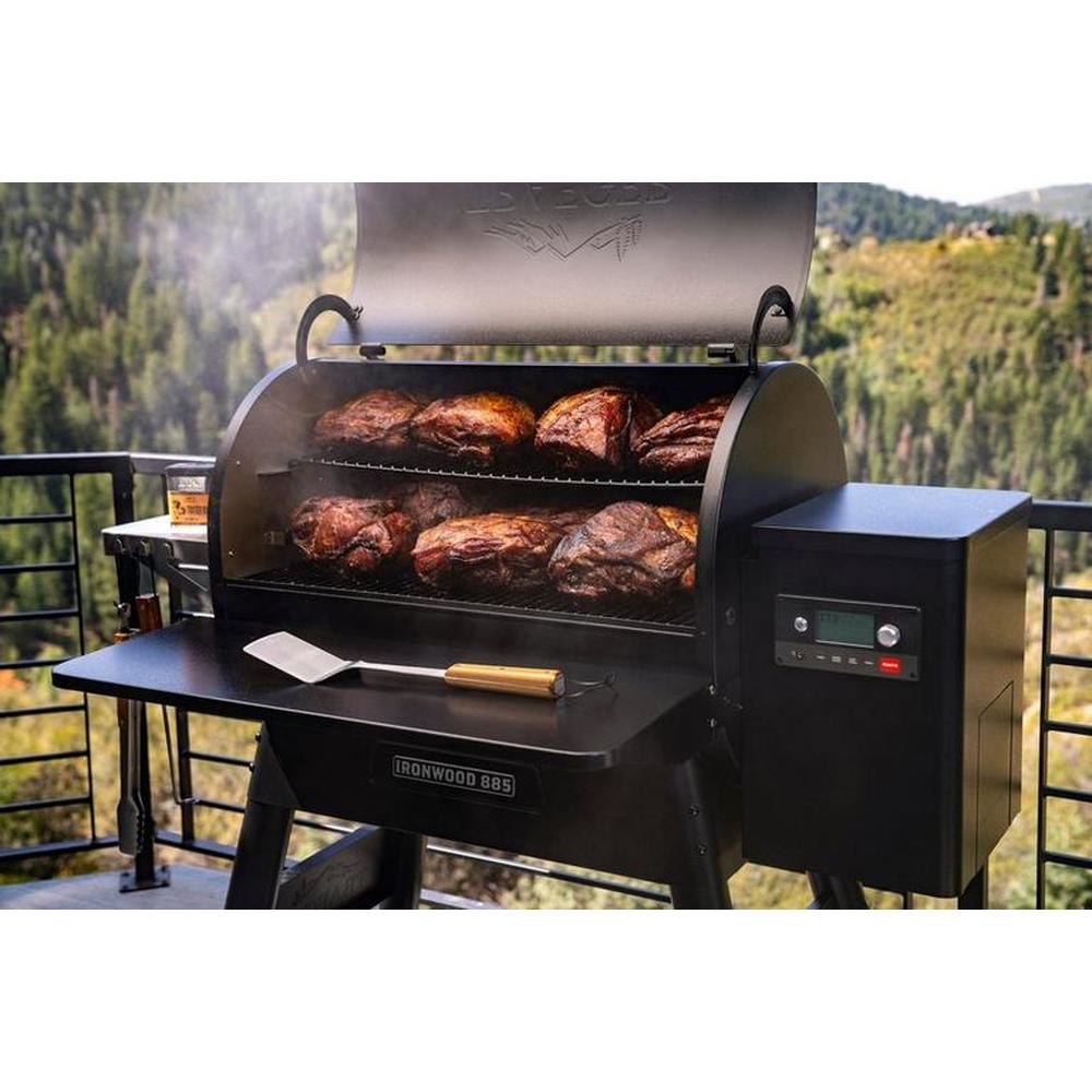 Traeger Ironwood 885 Pelletgrill - Hilles.no