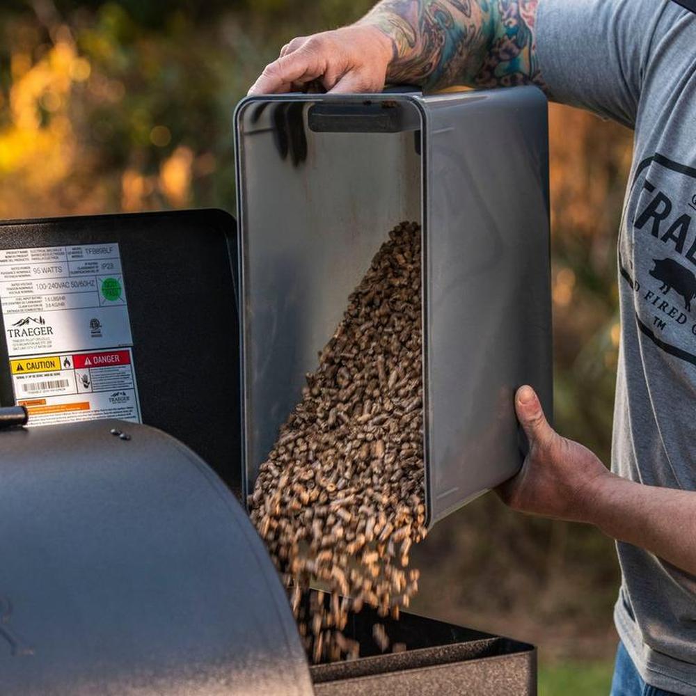 Pelletbøtte med lokk - Traeger StayDRY Pellet Bin - Hilles.no